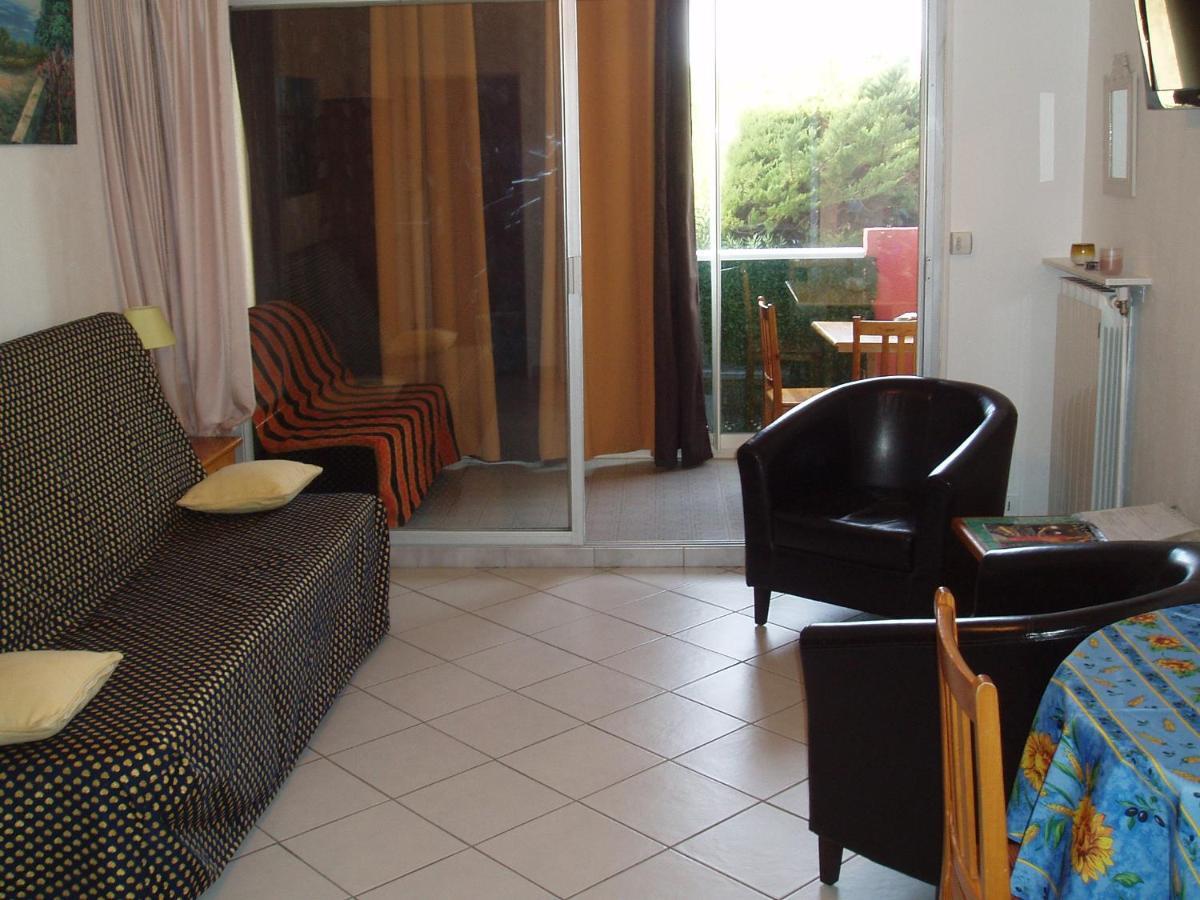 studio 150 m de la mer Six-Fours-les-Plages Eksteriør bilde